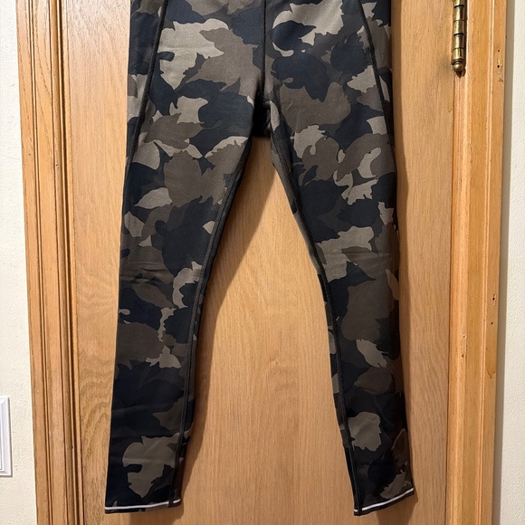 Athleta Camo Leggings - Picture 4 of 4